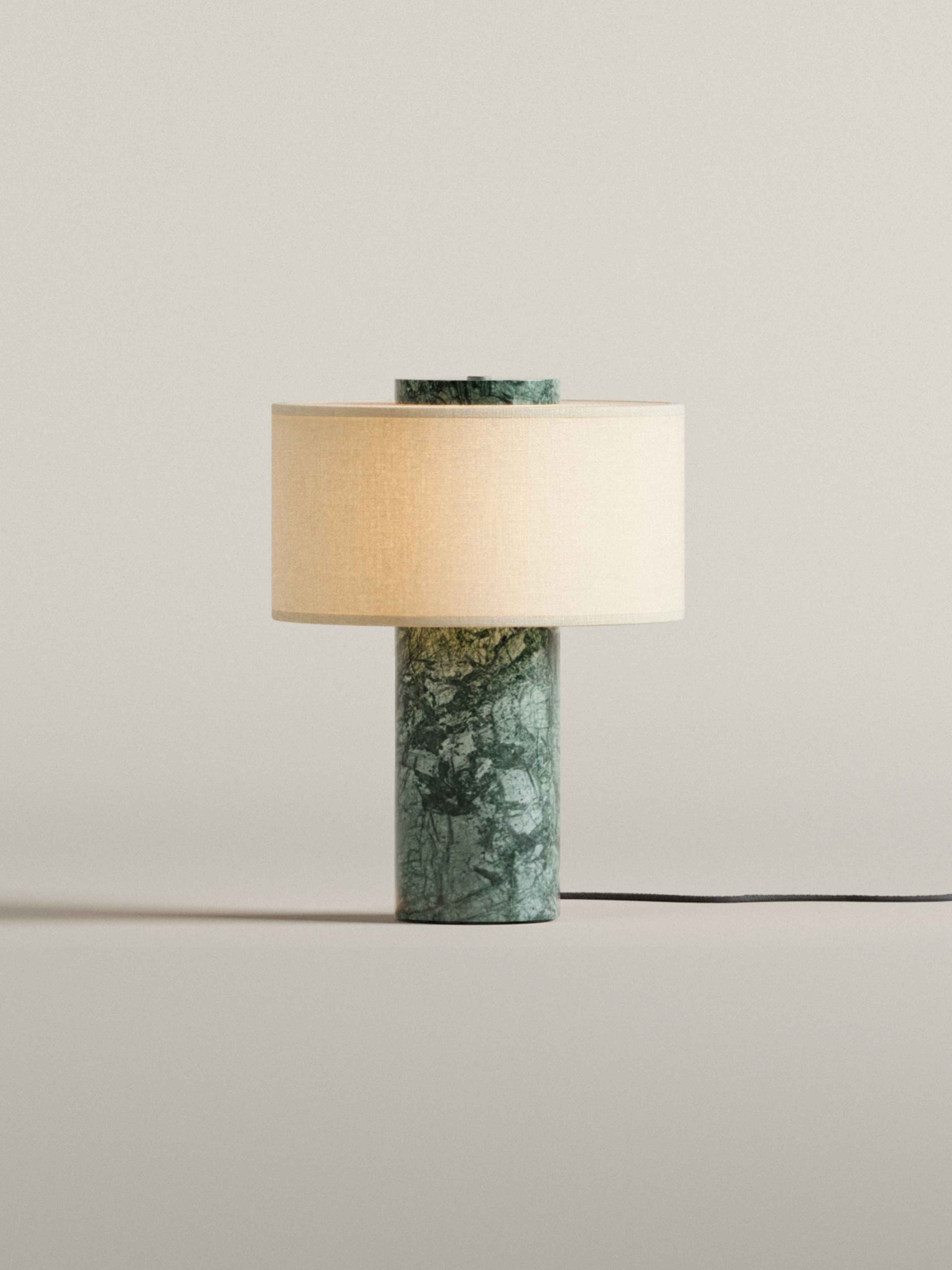 Auríe Large Lamp | Verde Guatemala & Hør | 35 cm