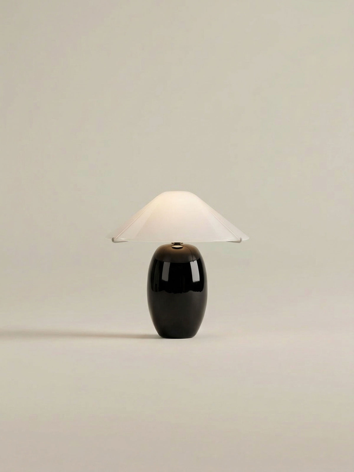 Maríel Portable Lamp | Sort Keramik