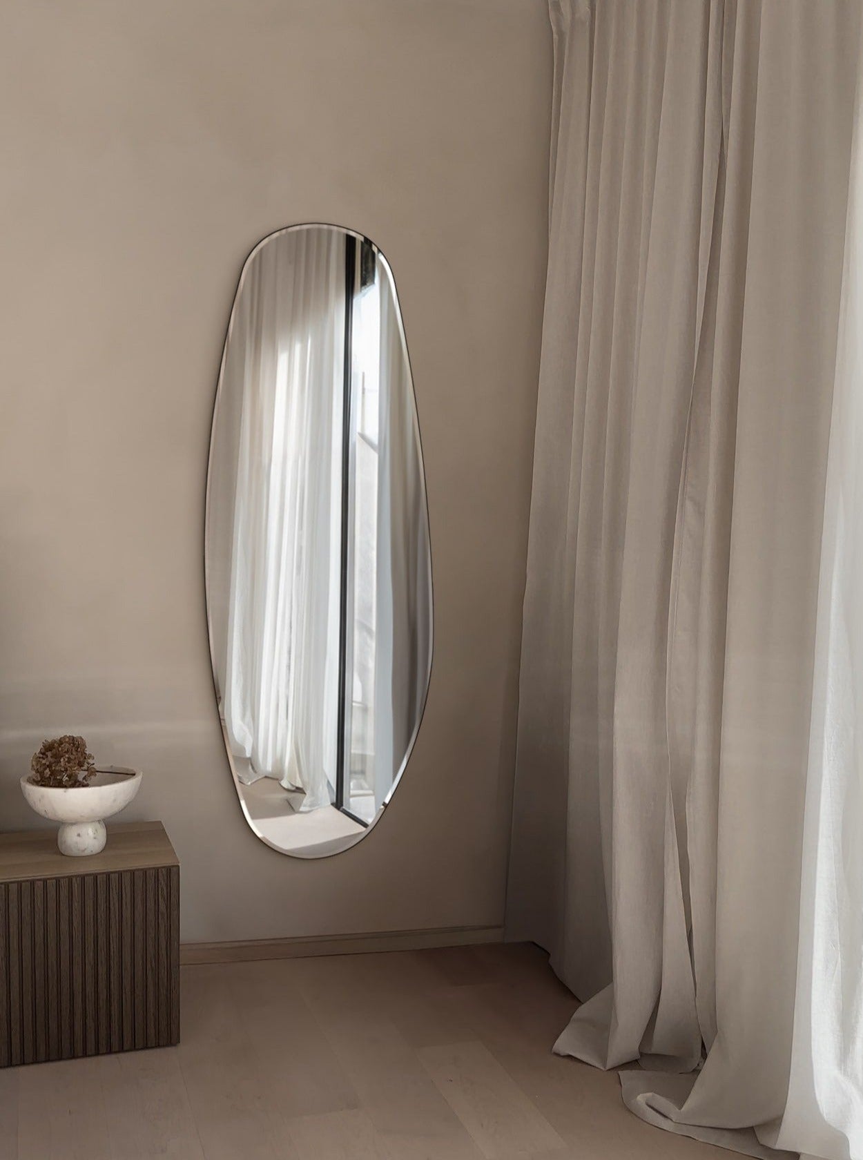 Opal Mirror Large | 150 x 55 cm