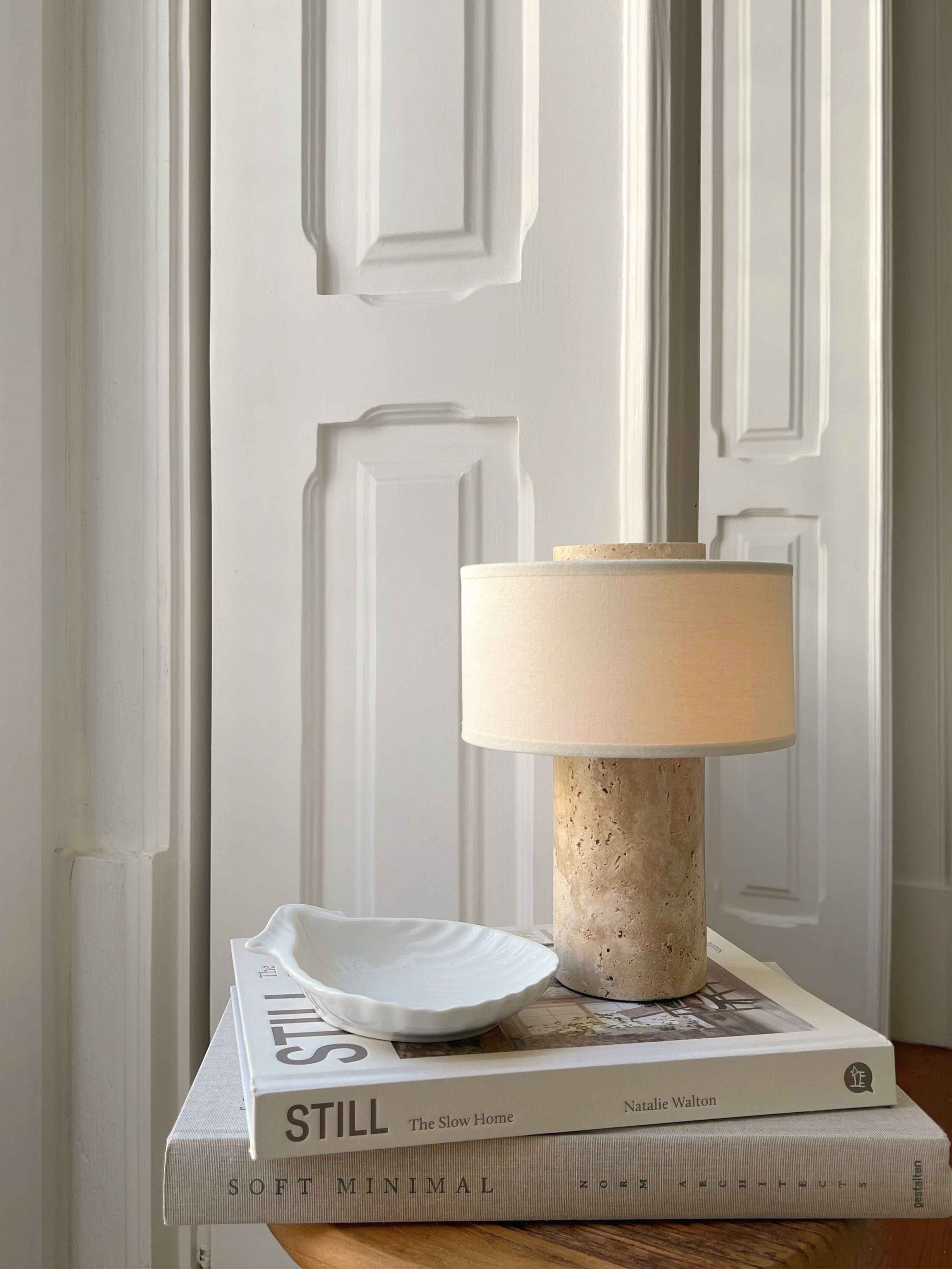 Auríe Portable Lamp | Travertin & Hør | 25 cm