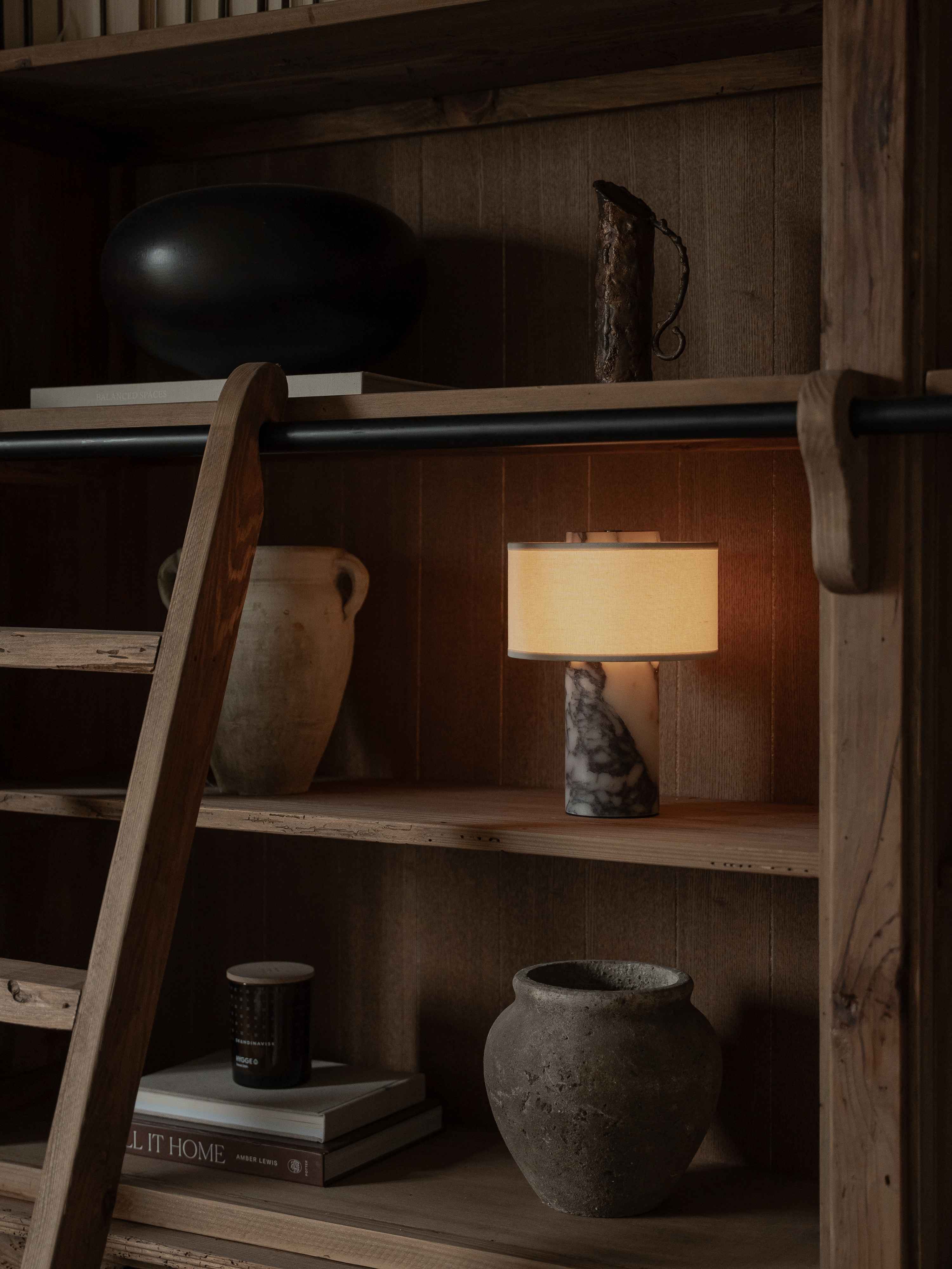 Auríe Portable Lamp | Calacatta Viola Marmor & Hør | 25 cm