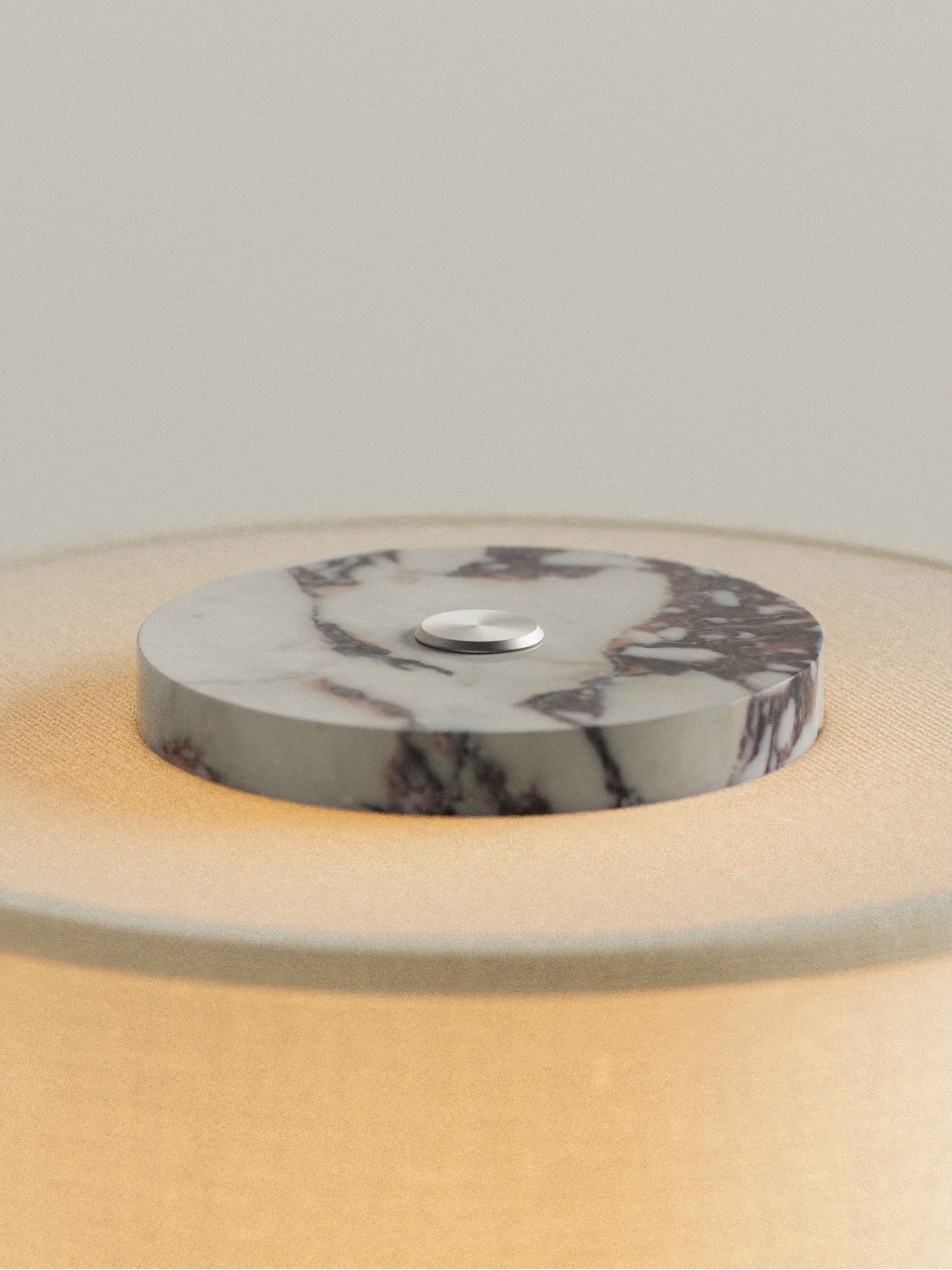 Auríe Portable Lamp | Calacatta Viola Marmor & Hør | 25 cm