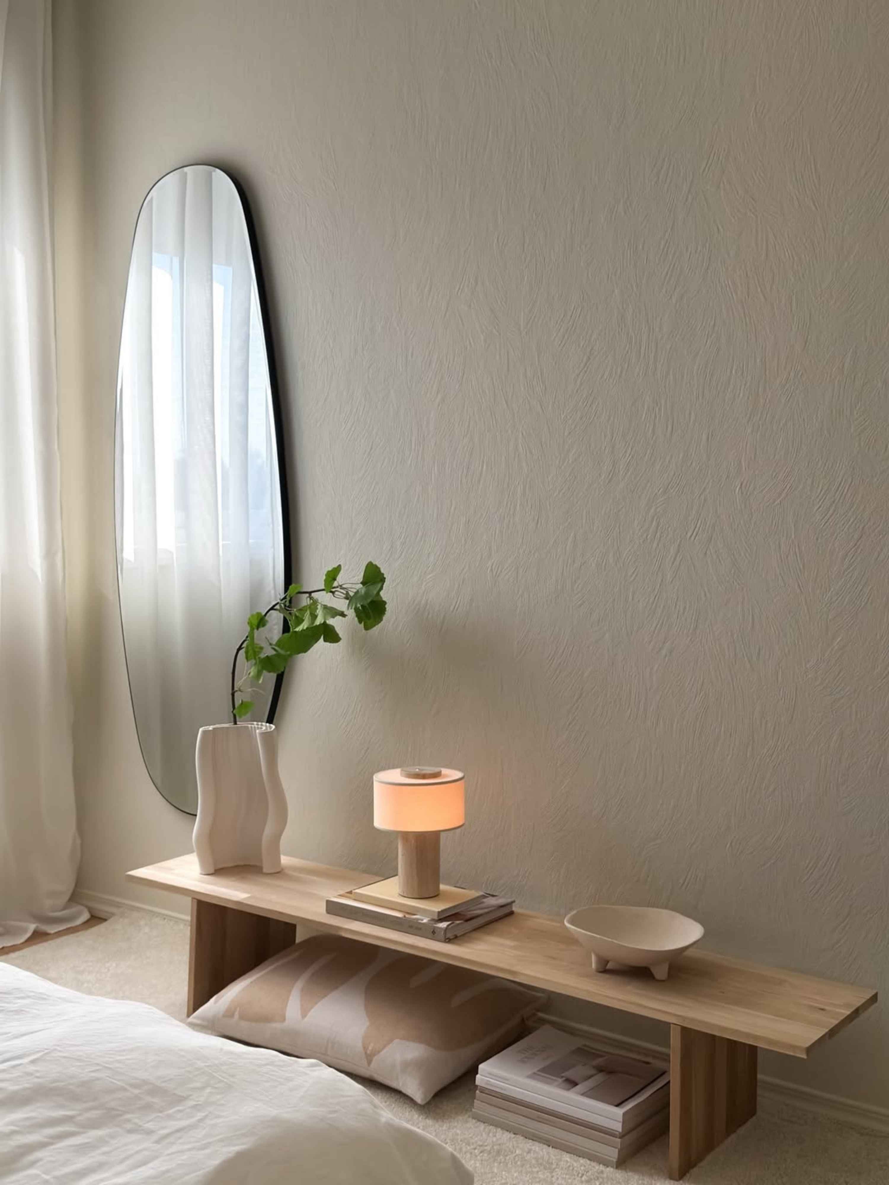 Auríe Portable Lamp | Travertin & Hør | 25 cm