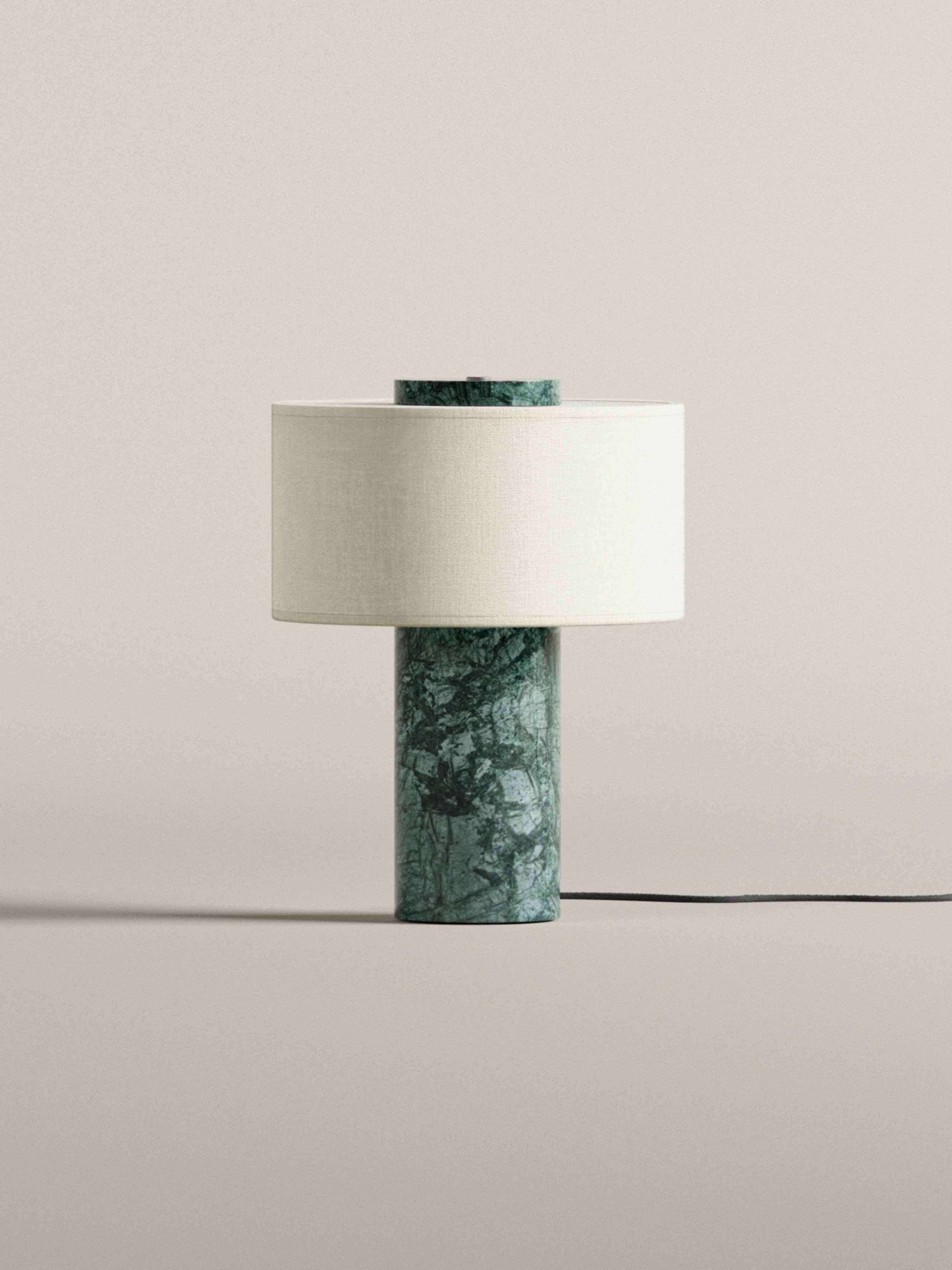 Auríe Large Lamp | Verde Guatemala & Hør | 35 cm