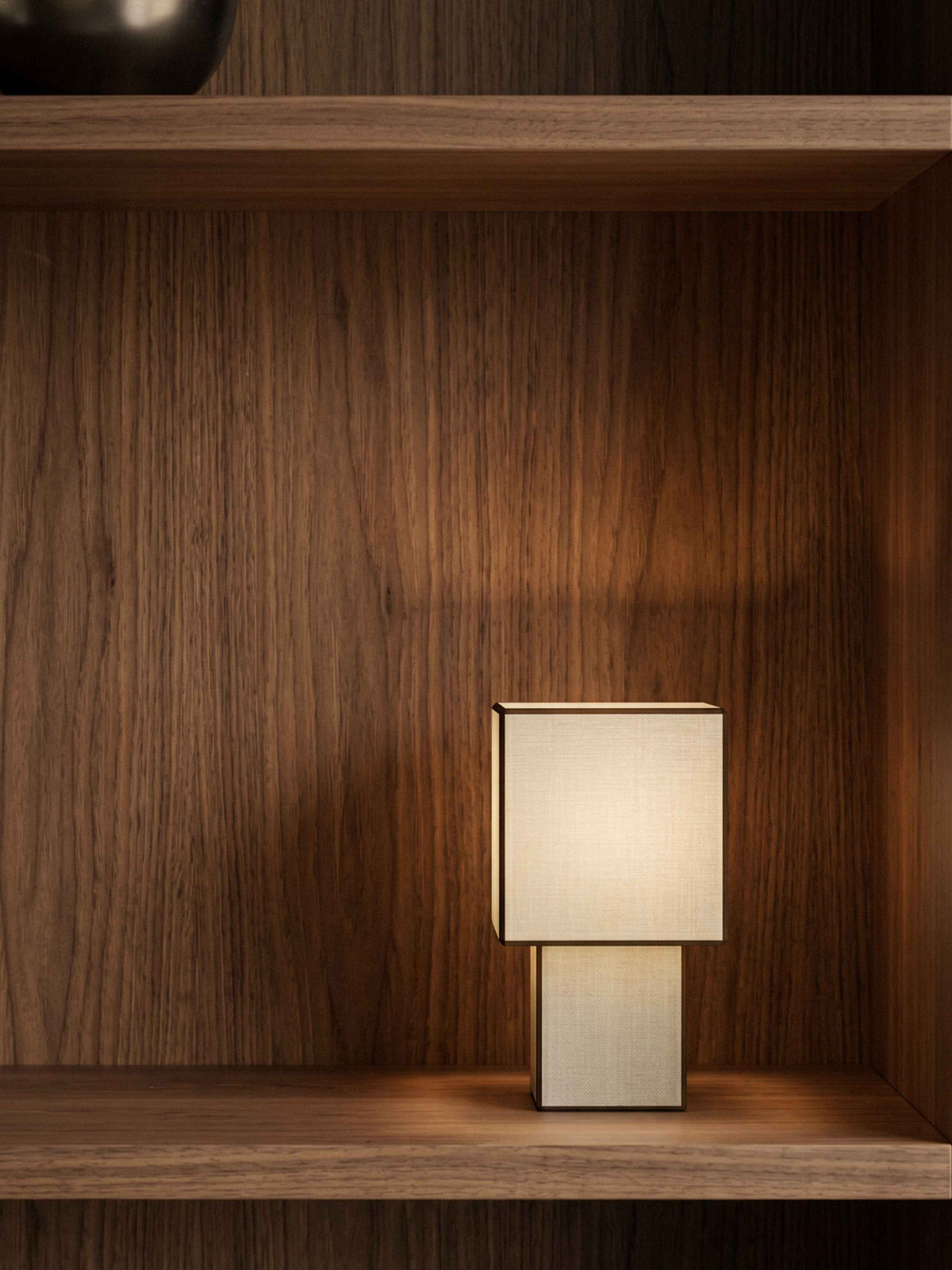 Forma Portable Lamp | Hør - Sorte Kanter