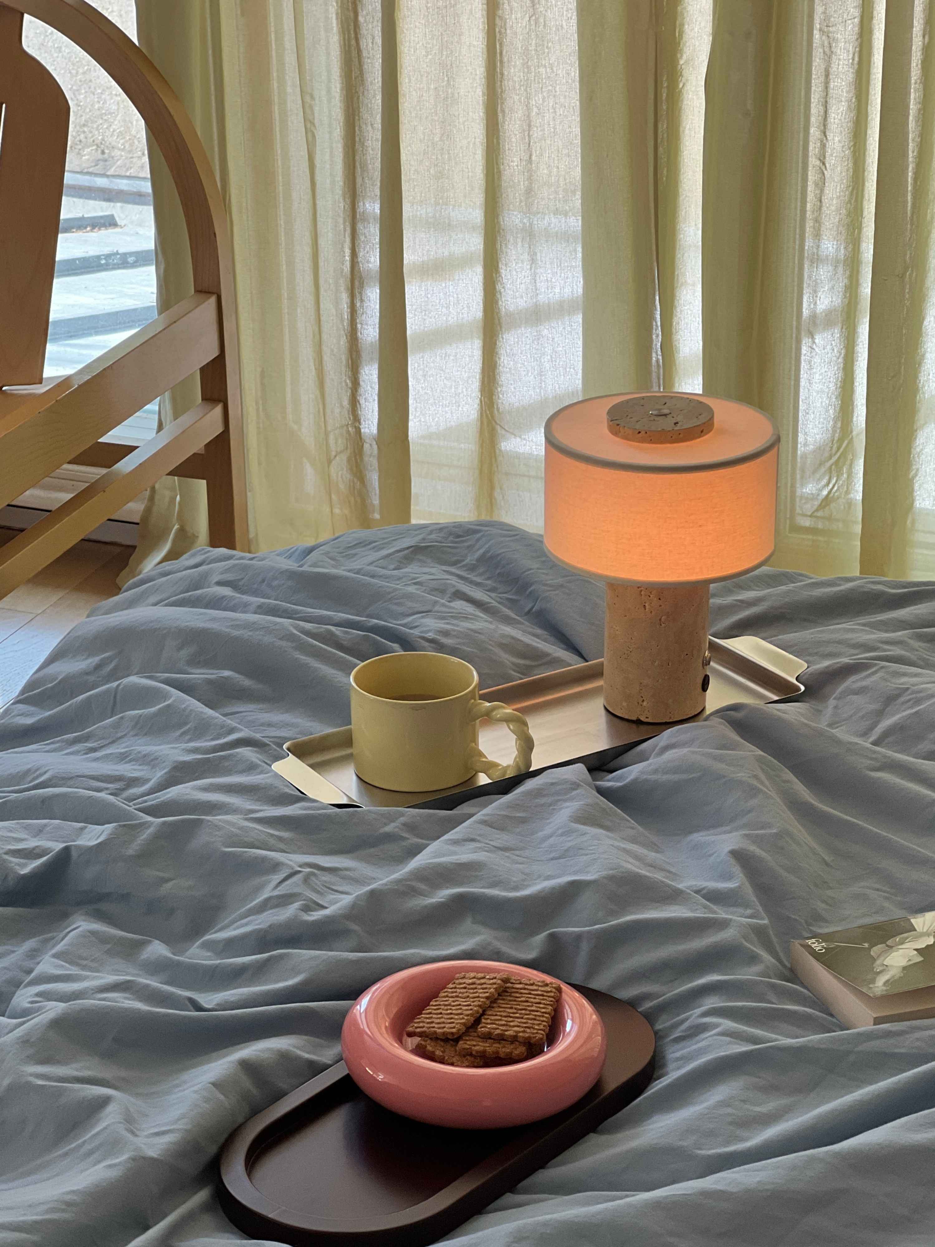 Auríe Portable Lamp | Travertin & Hør | 25 cm