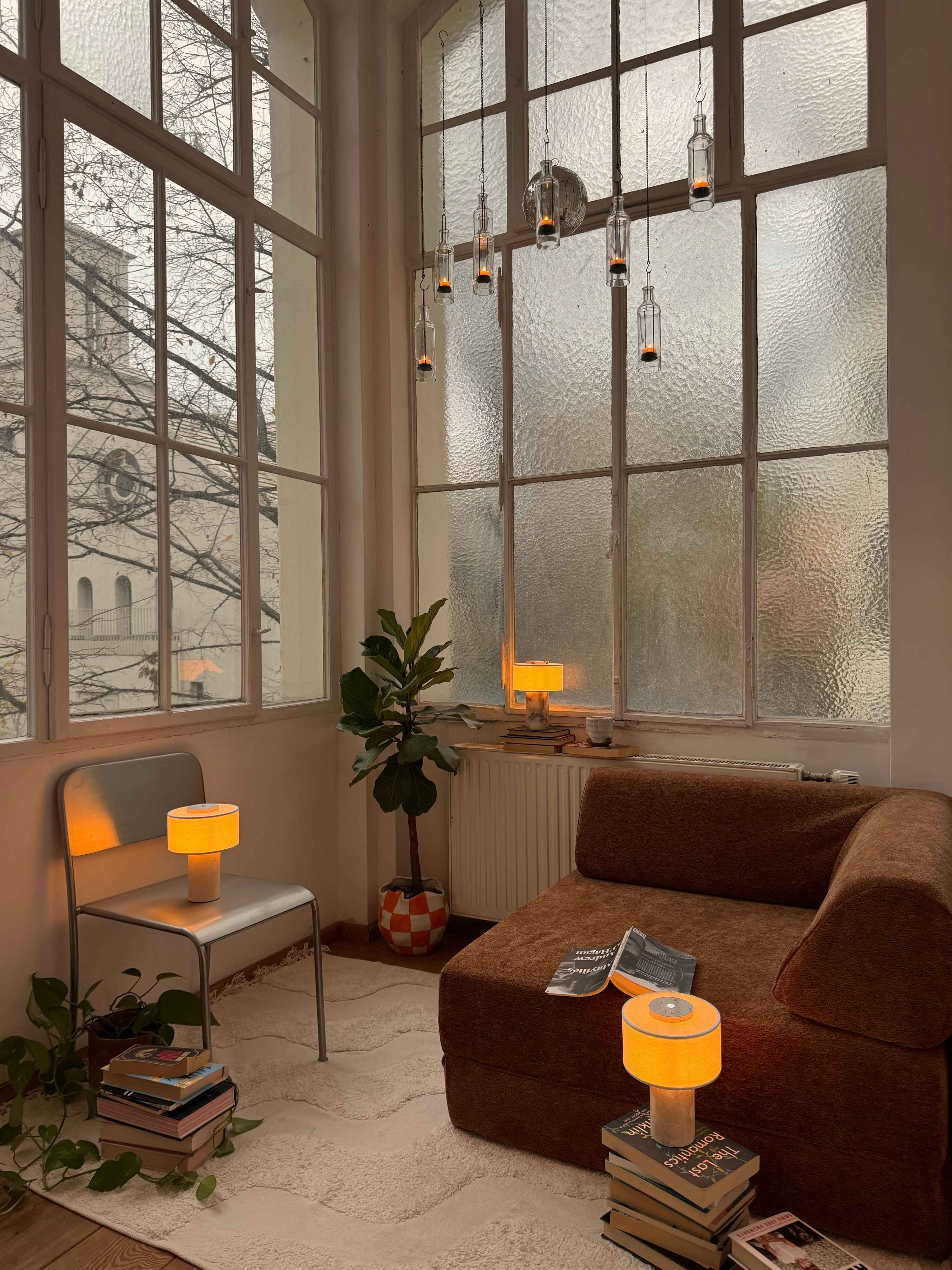 Auríe Portable Lamp | Travertin & Hør | 25 cm