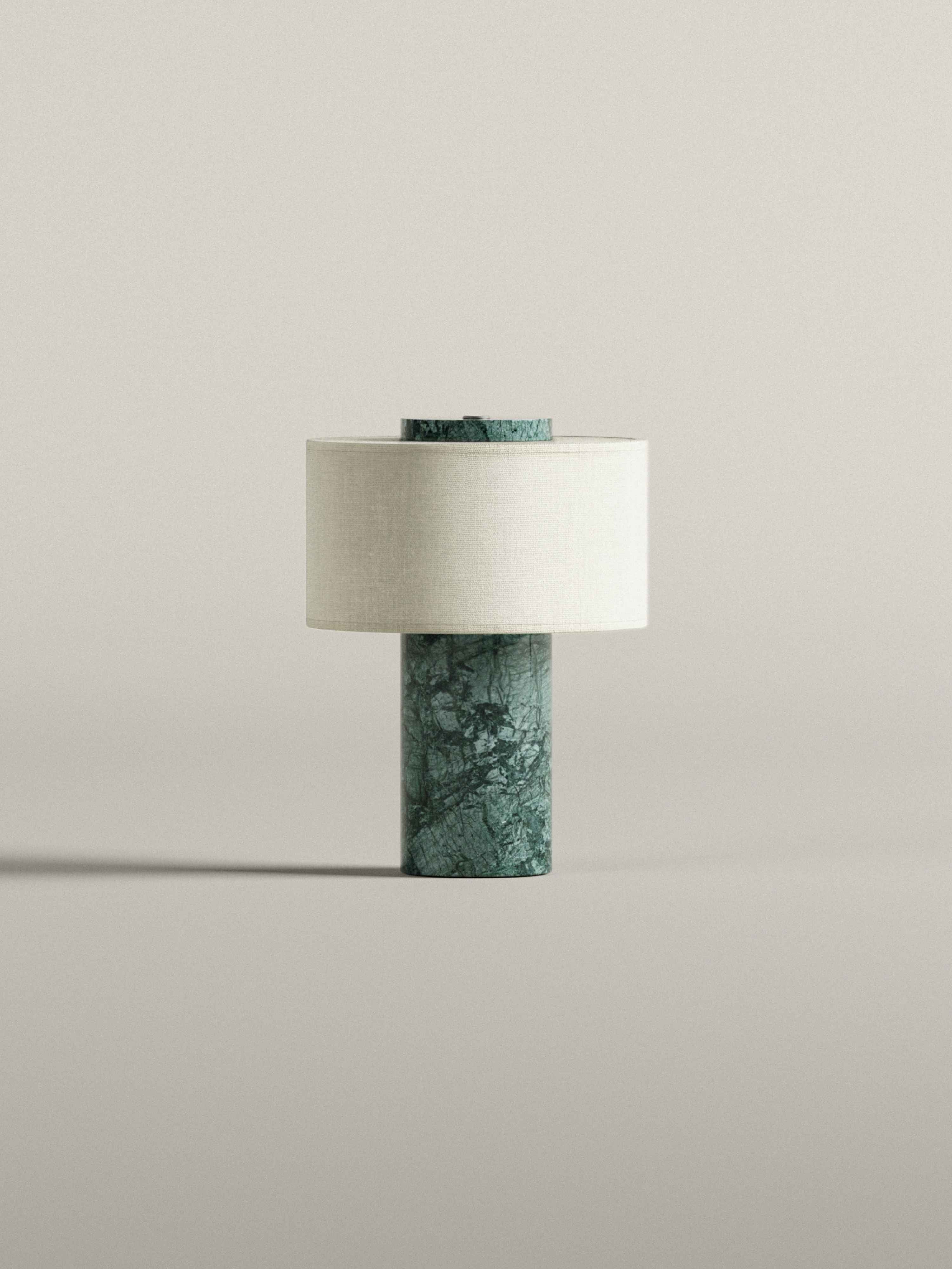 Auríe Portable Lamp | Verde Guatemala & Hør | 25 cm